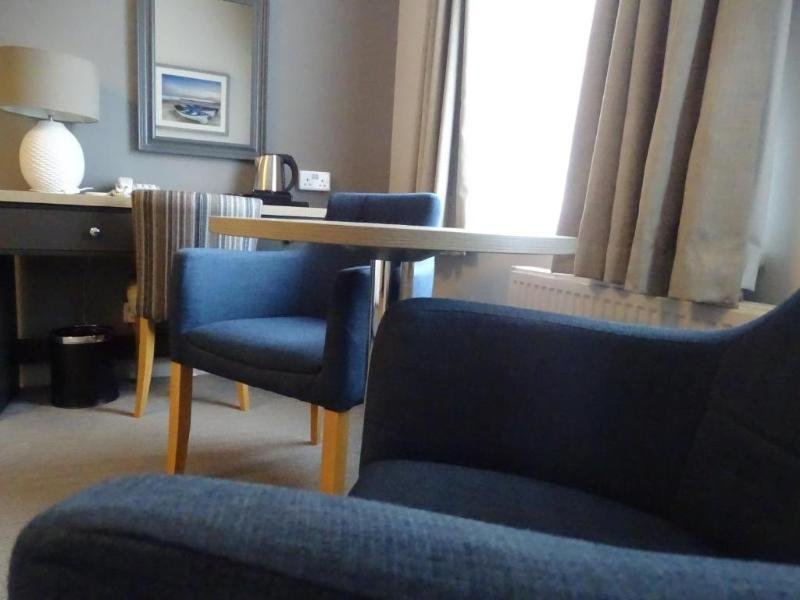 Фото Park Inn by Radisson Bournemouth