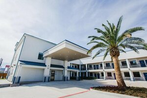 Гостиница Palace Inn Blue Us 59 & Gessner
