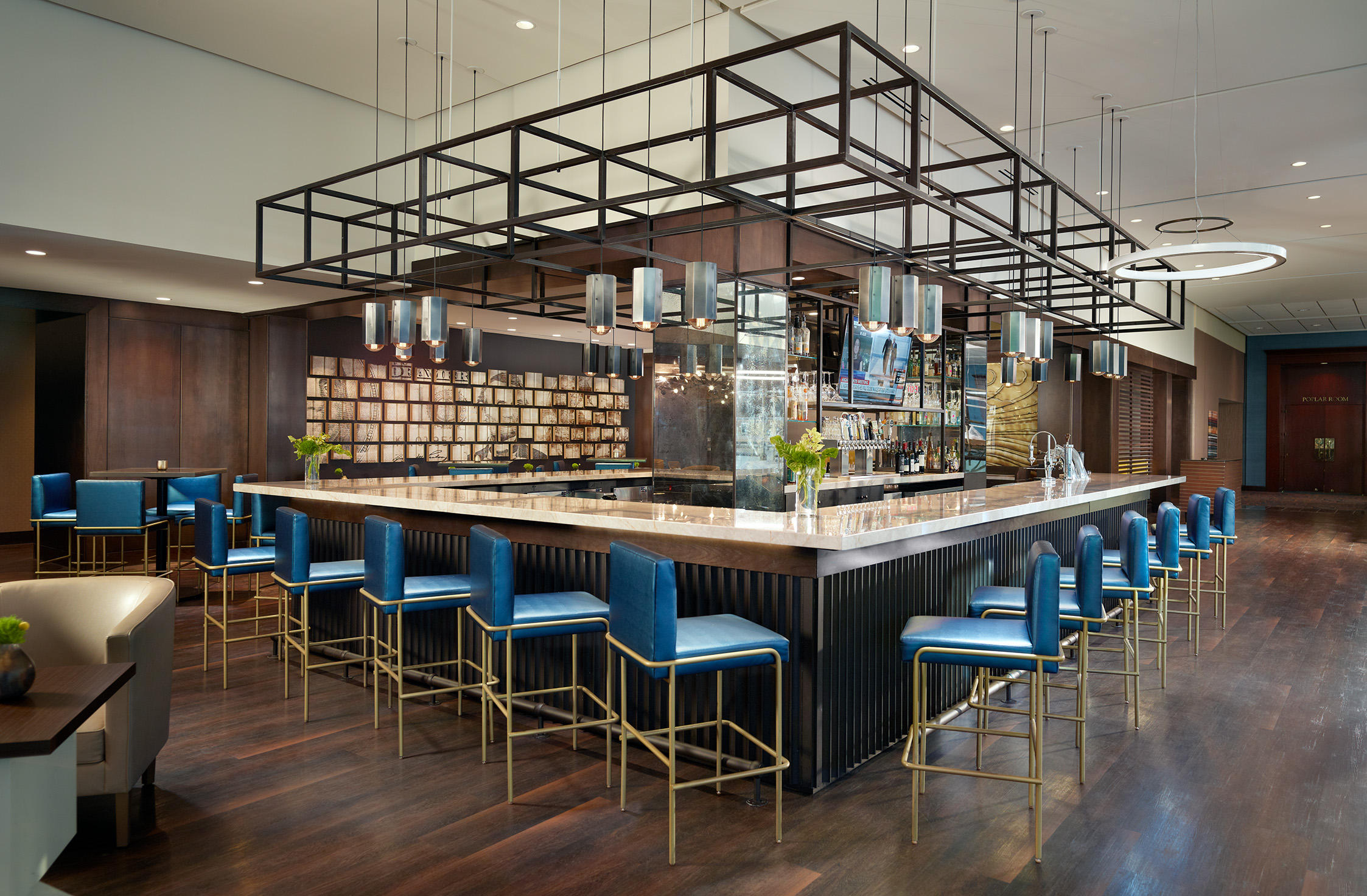 Фото Omni Charlotte Hotel