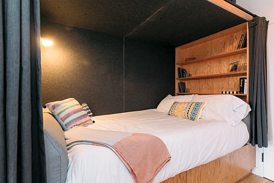 Фото WeLive Wall Street Hotel