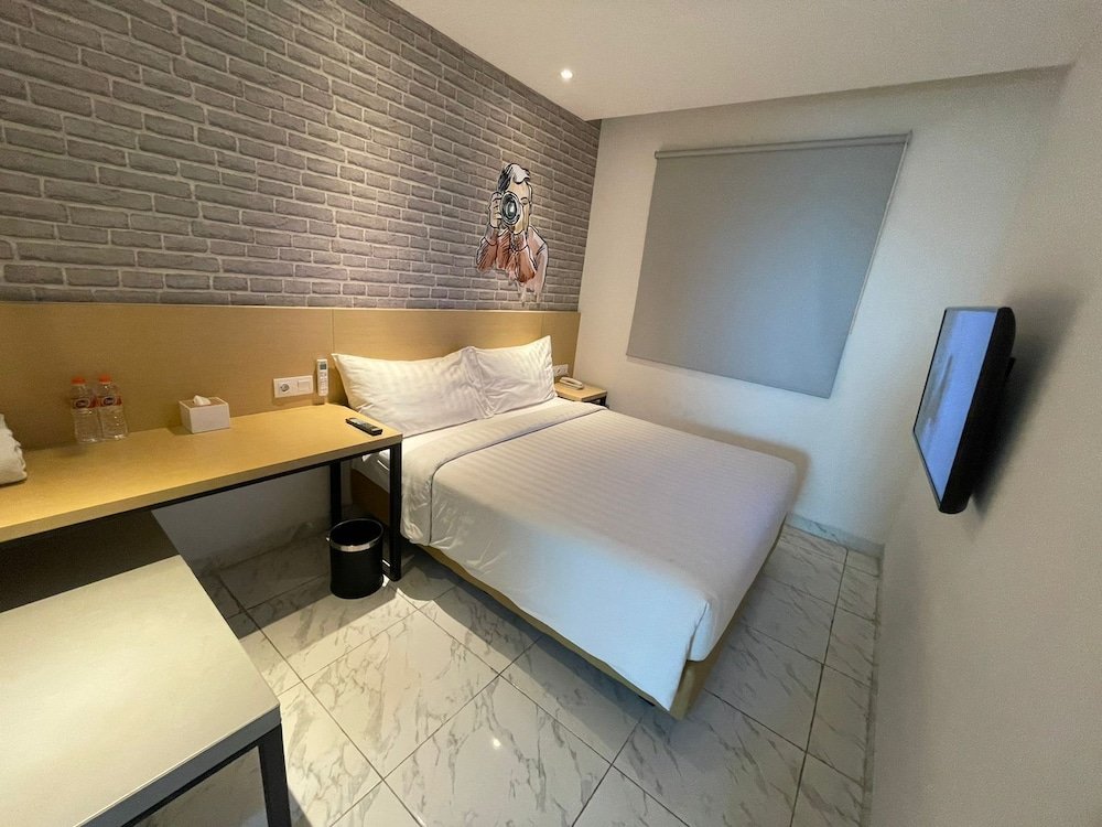 Фото Palm Park Hotel Surabaya