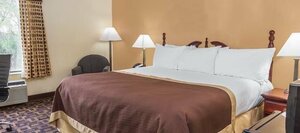 Comfort Inn & Suites North Aurora - Naperville (Ohio, Stark County, Lincoln Way East), hotel