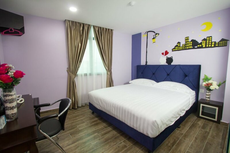 Гостиница Hotel Zamburger Mak Ros в Джохор-Бару