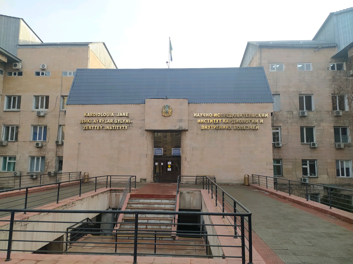 Қолмен жасалған Ниваға арналған үшінші тірек