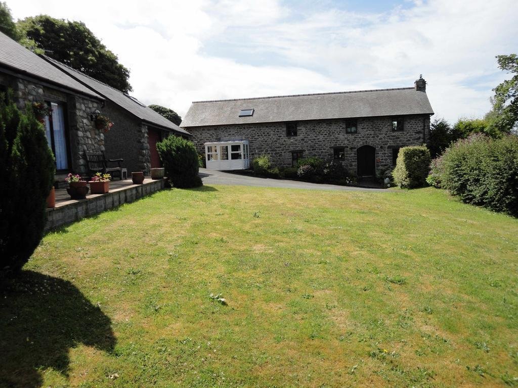 Фото Old Mill Farmhouse