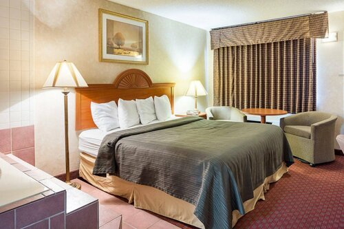 Гостиница Quality Inn Petersburg - Fort Lee