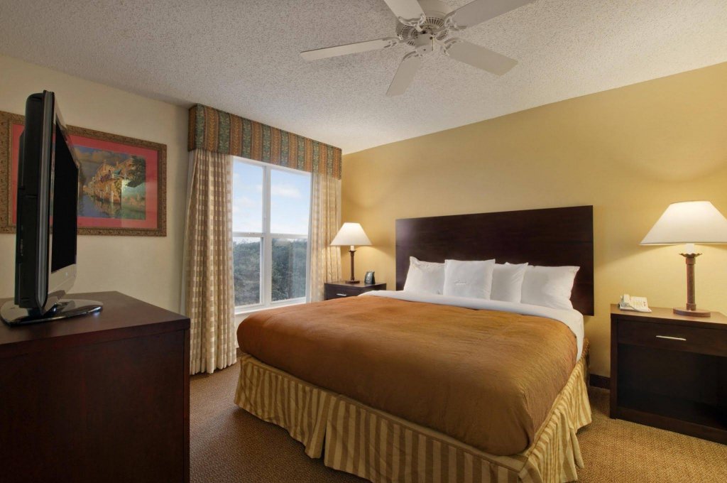 Фото Homewood Suites by Hilton Austin South
