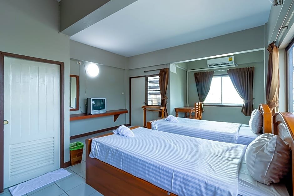 Фото Best Ld Hotel by Zuzu