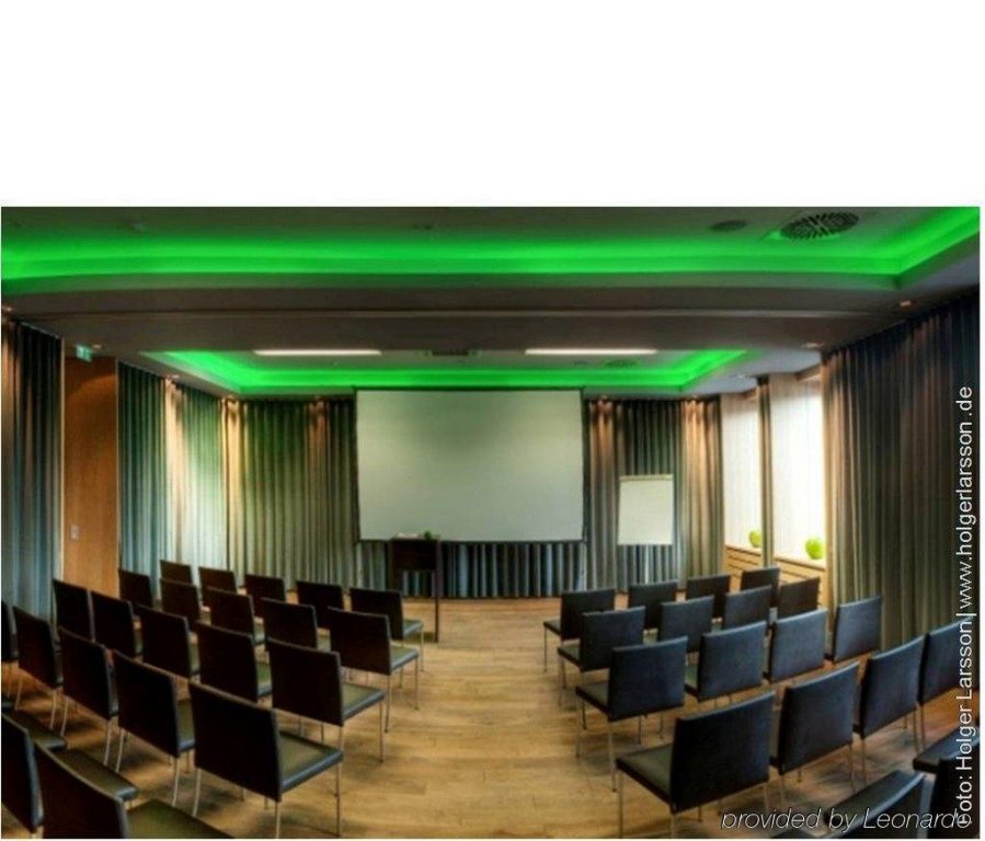 Фото The New Yorker Hotel Köln-Messe