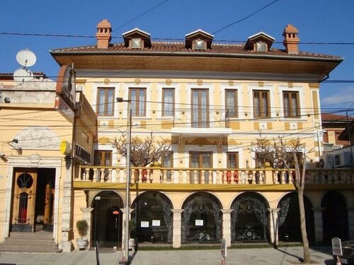 Гостиница Hotel Villa Tafaj в Тиране