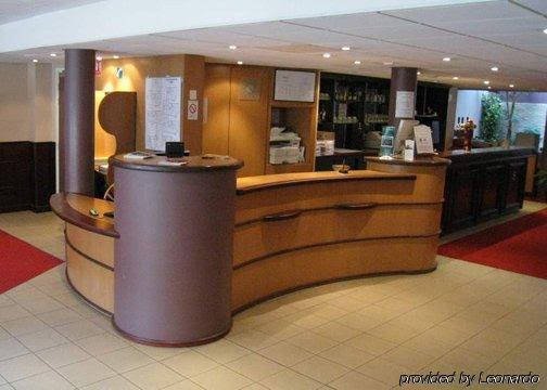 Фото Brit Hotel Calais Hauts de France