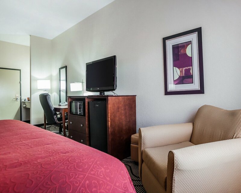 Гостиница Quality Inn & Suites Altoona - Des Moines