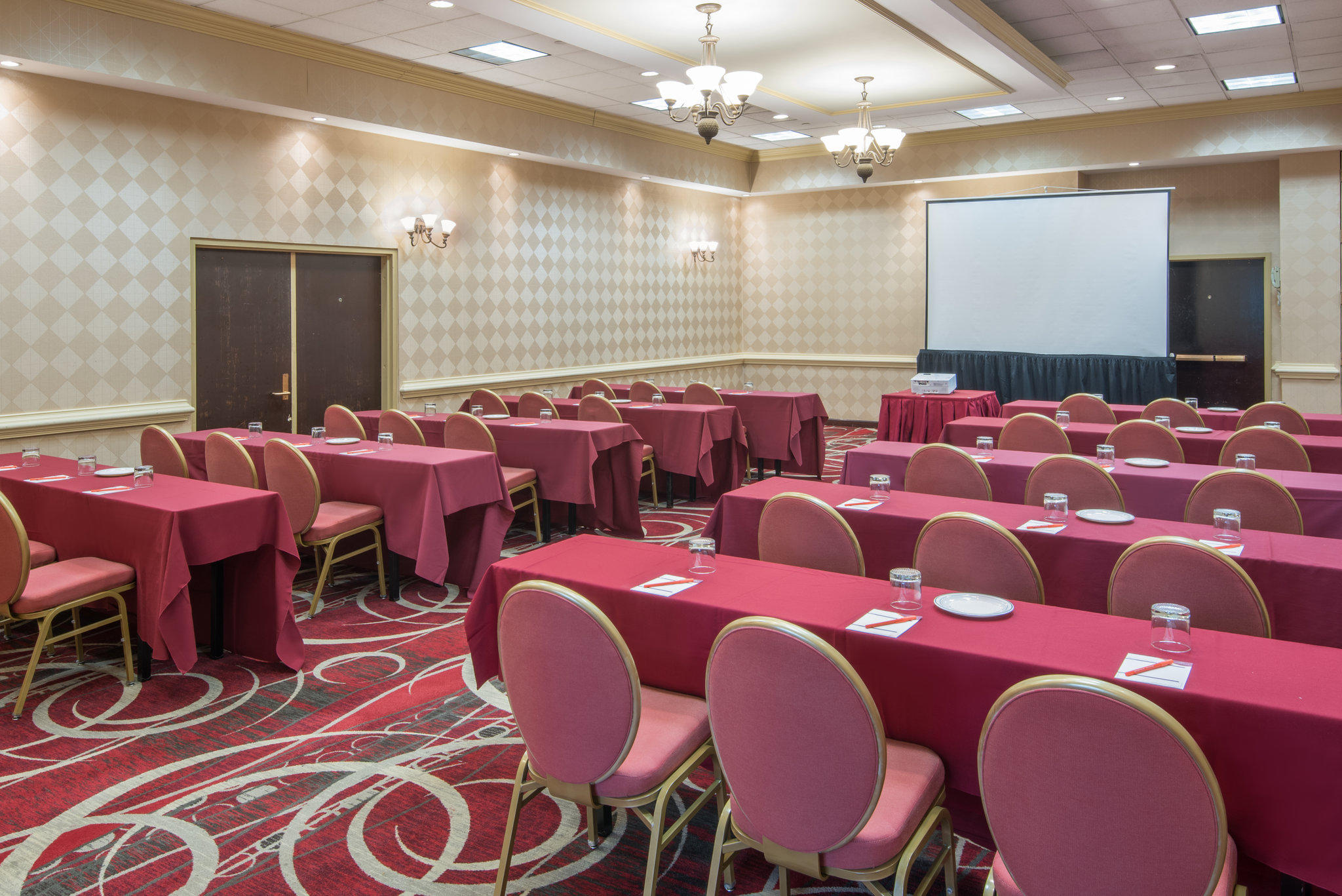 Фото Crowne Plaza Newark Airport, an Ihg Hotel