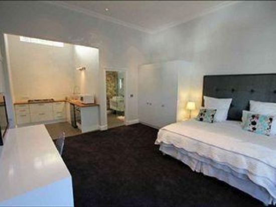 Фото The Three Boutique Hotel