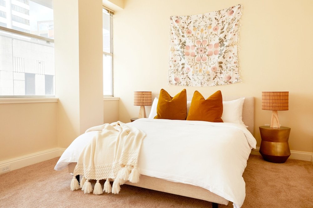 Фото Sonder Lafayette Square