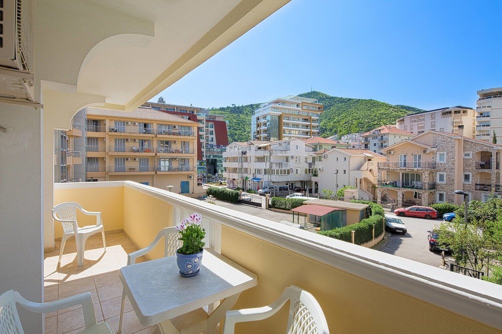 Фото Apartments Villa Maslovar