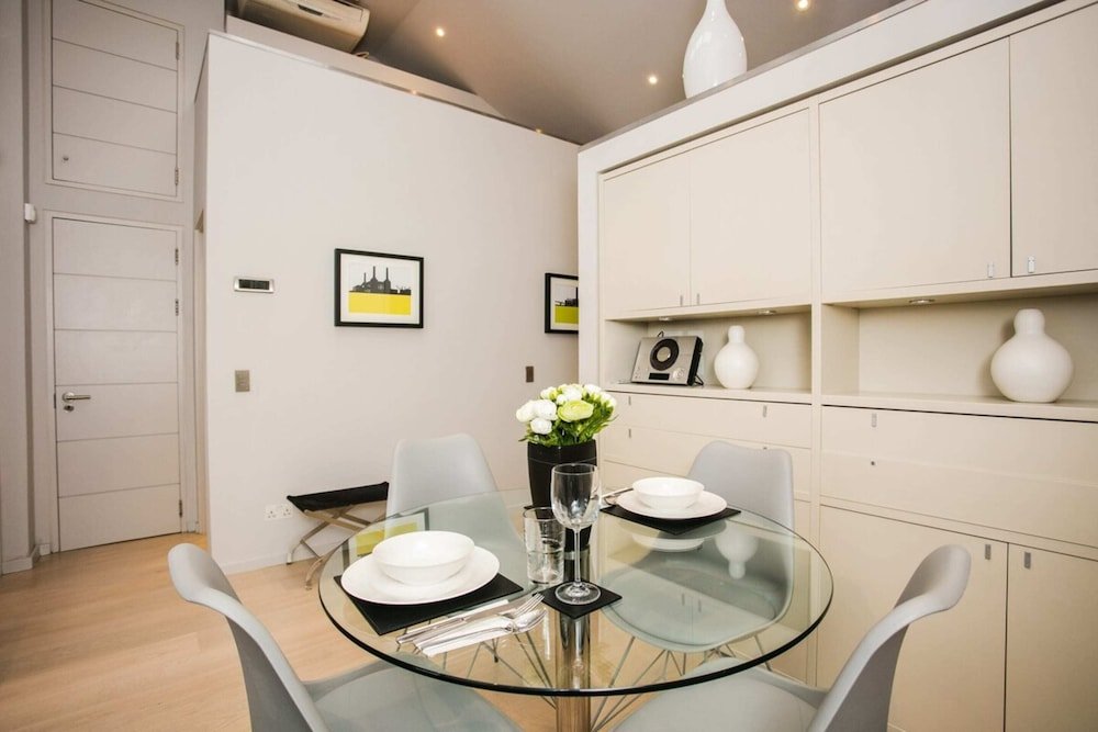 Фото Modern 1 bed Flat in Knightsbridge