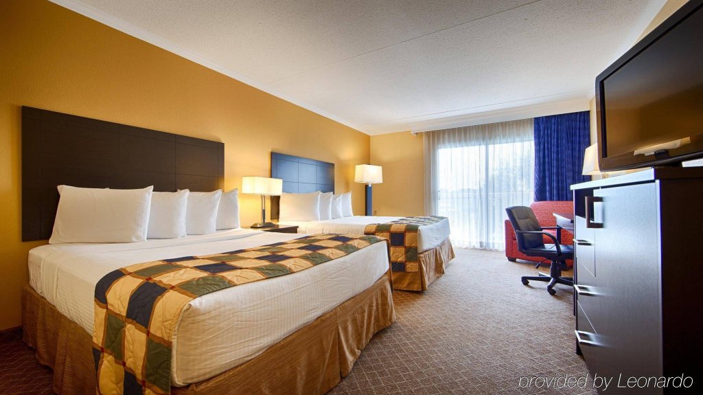 Фото Best Western Kirkwood Inn