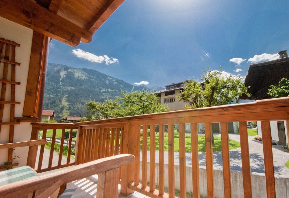 Фото Apart Central – Premium Mountain & Garden