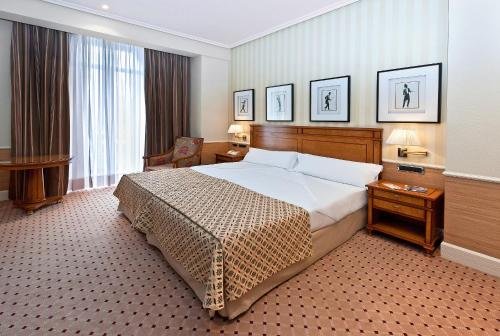 Фото Hotel Valladolid Recoletos