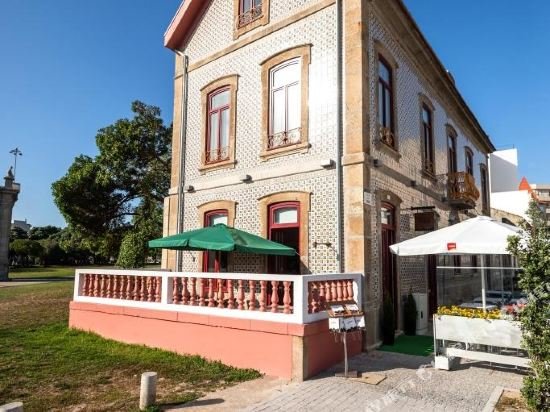 Фото Harbour Inn Design Townhouse