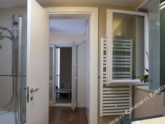 Фото Flowers Dubrovnik Luxury Apartments