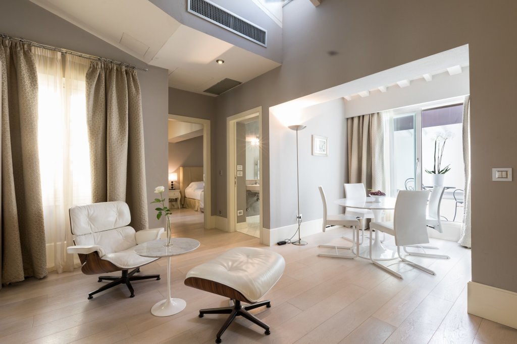 Фото Cavalieri Palace Luxury Residences