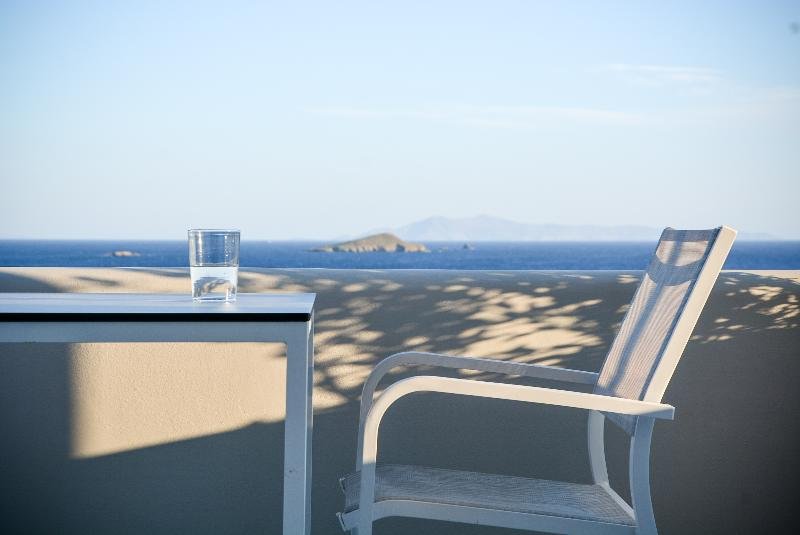 Фото Pharos Apartments