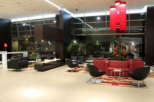 Внешний вид отеля DoubleTree by Hilton Bogota Salitre Ar в Боготе, фото 5