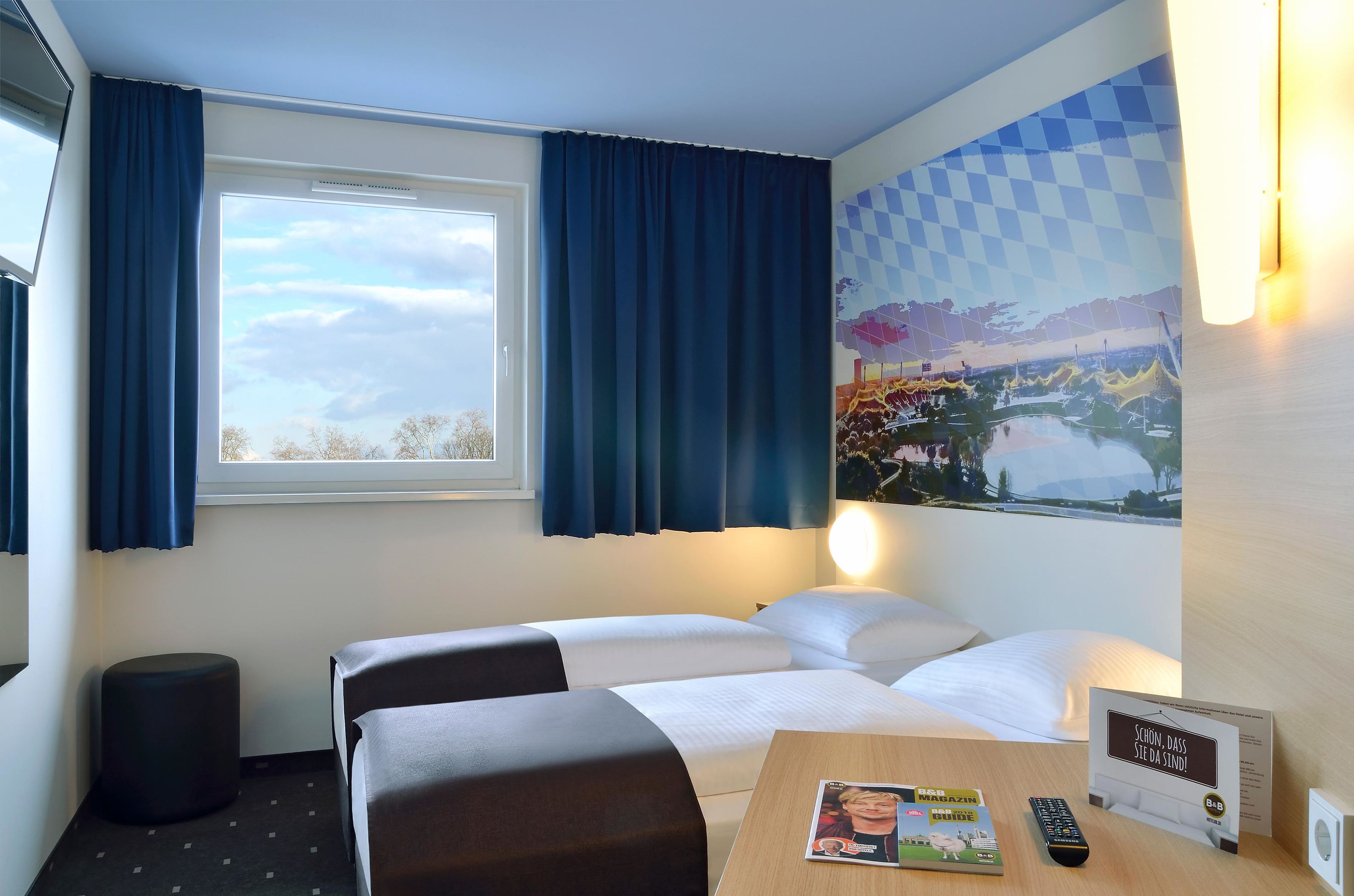 Фото B&b Hotel München City-Nord