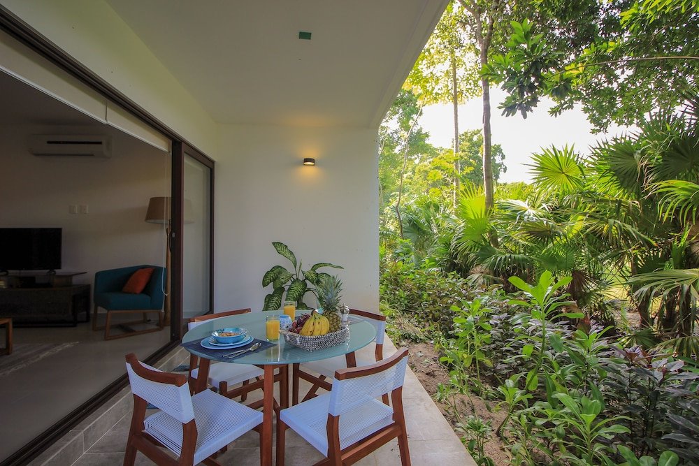 Фото Loft near Wellness Center by Olahola