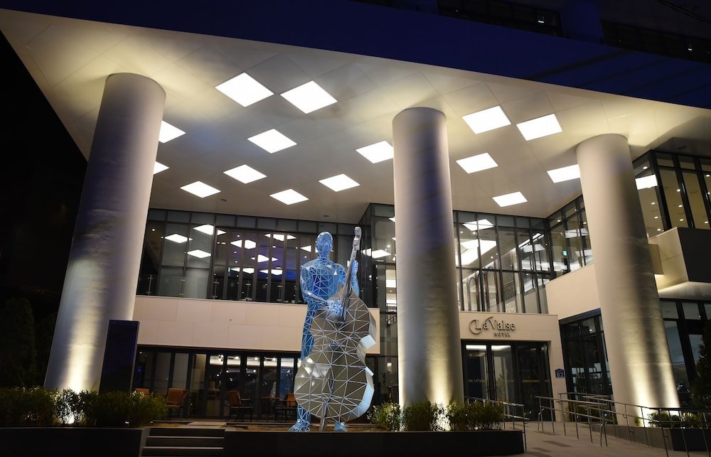 Фото Lavalse Hotel