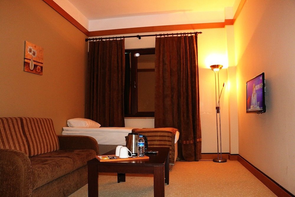 Фото Hotel Lazlakar