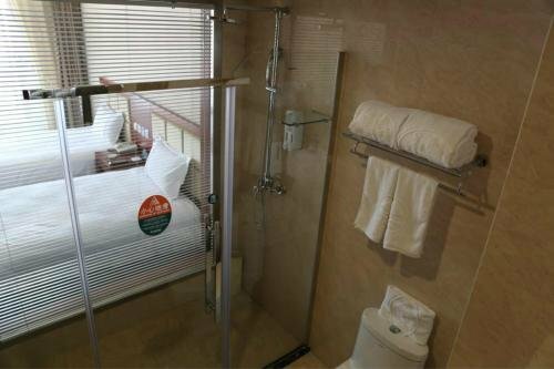 Гостиница GreenTree Inn LanZhou Railway Station East Rd в Ланьчжоу