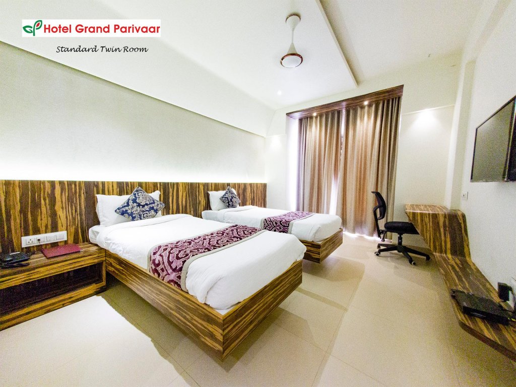 Фото Hotel Grand Parivaar