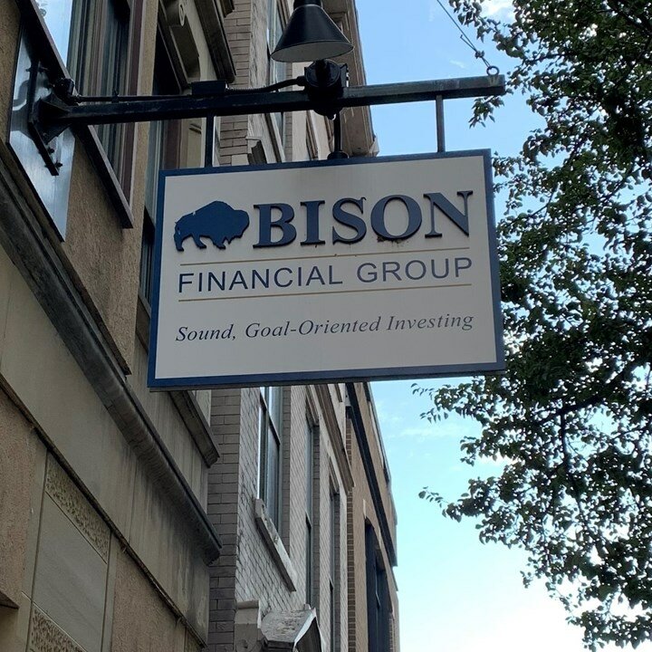Financial consulting Ashlee Willis - Associate Financial Advisor, Ameriprise Financial Services, LLC, Cincinnati, photo