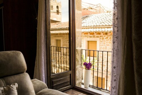 Гостиница Alojamientos Victoria S. L. в Кастилия-Ла-Манча