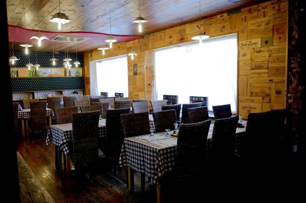 Hotel Fonda Ca La Paula, Catalonia, photo