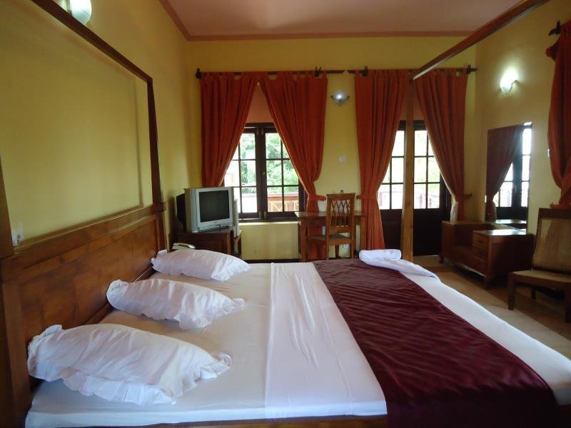 Фото Welcombe Hotel