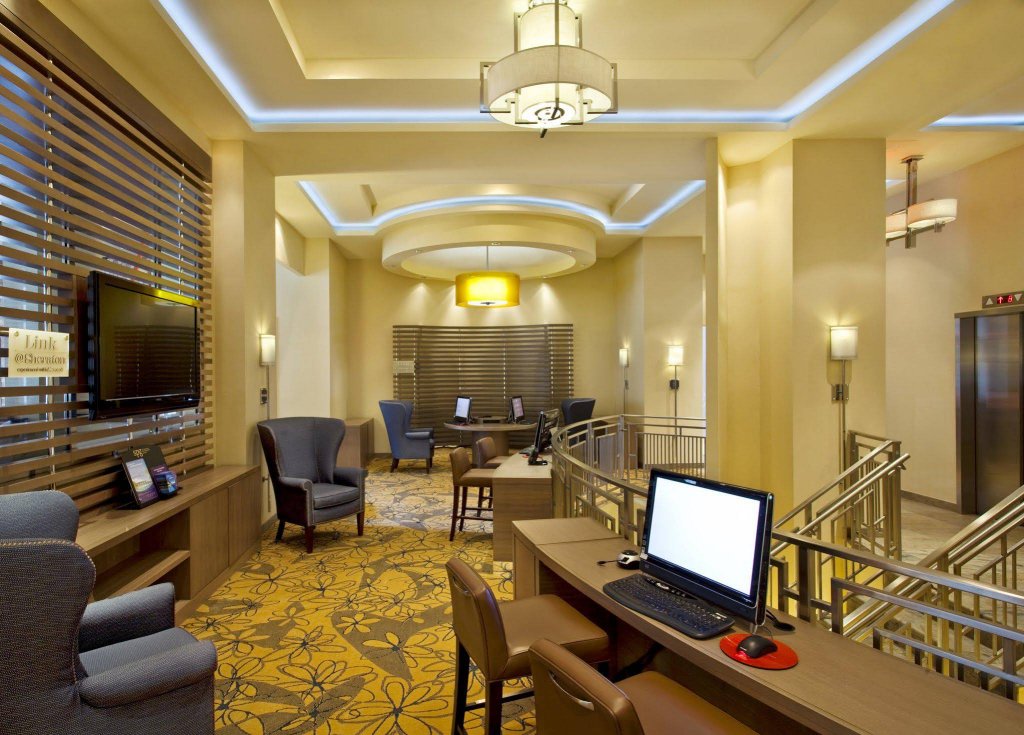 Фото Sheraton Brooklyn New York Hotel