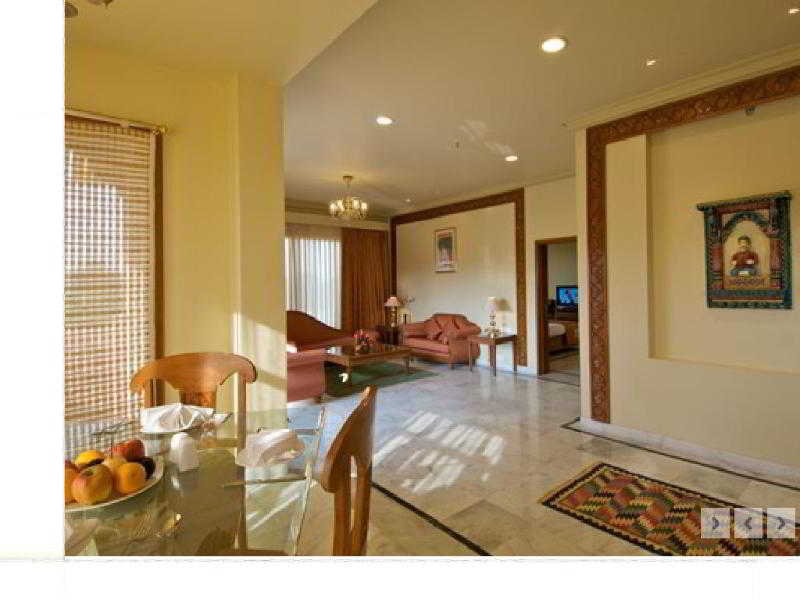 Фото The Ummed Jodhpur Palace Resort & SPA