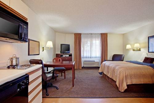 Фото Sonesta Simply Suites Irvine East Foothill