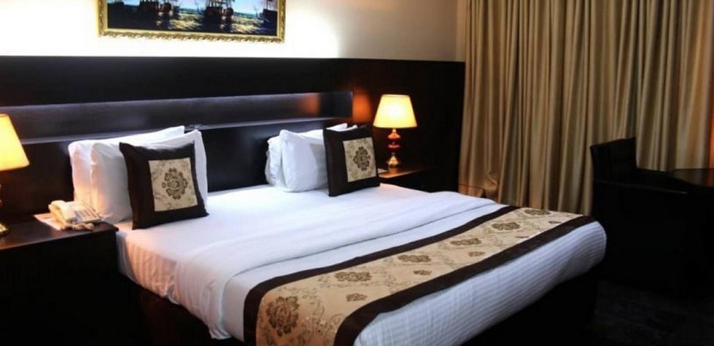 Фото 103190175887