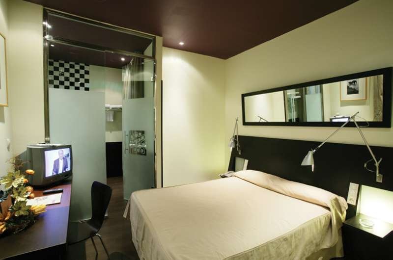 Фото Petit Palace Triball