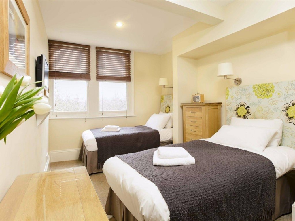 Фото Regency Guest House