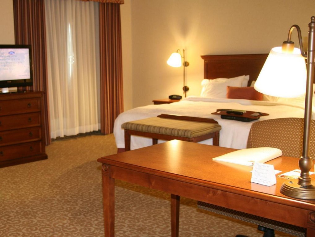 Фото Hampton Inn & Suites Lodi