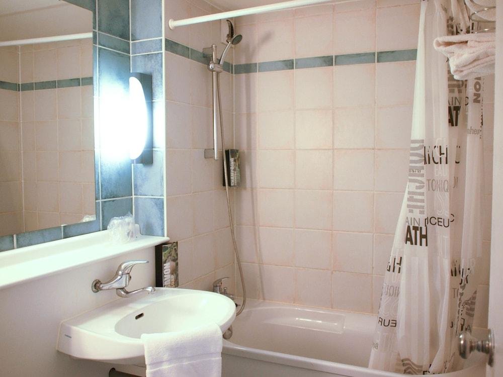 Фото Hôtel Inn Design La Rochelle Resto Novo