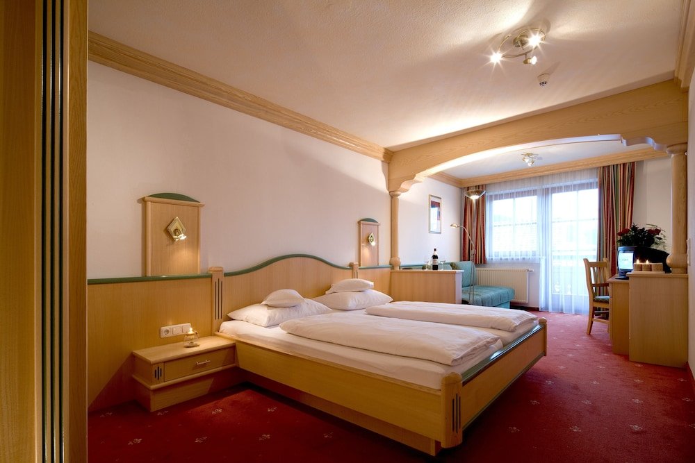 Фото Hotel Obermair