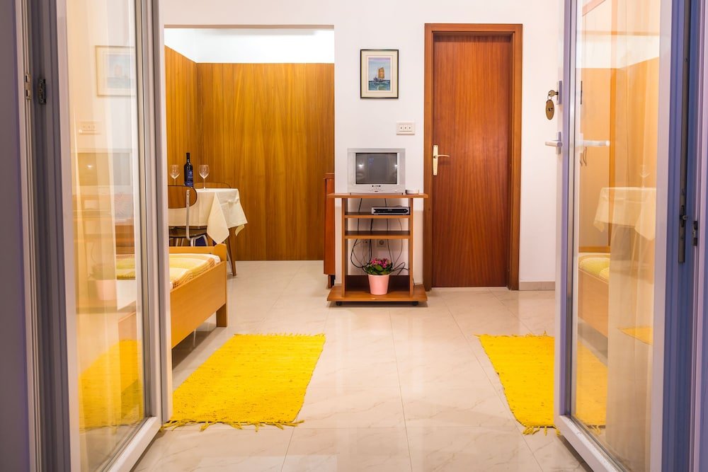 Фото Pool Apartments Galeb