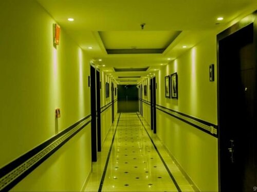 Внешний вид отеля Hotel Central Palace в Дехрадуне, фото 4